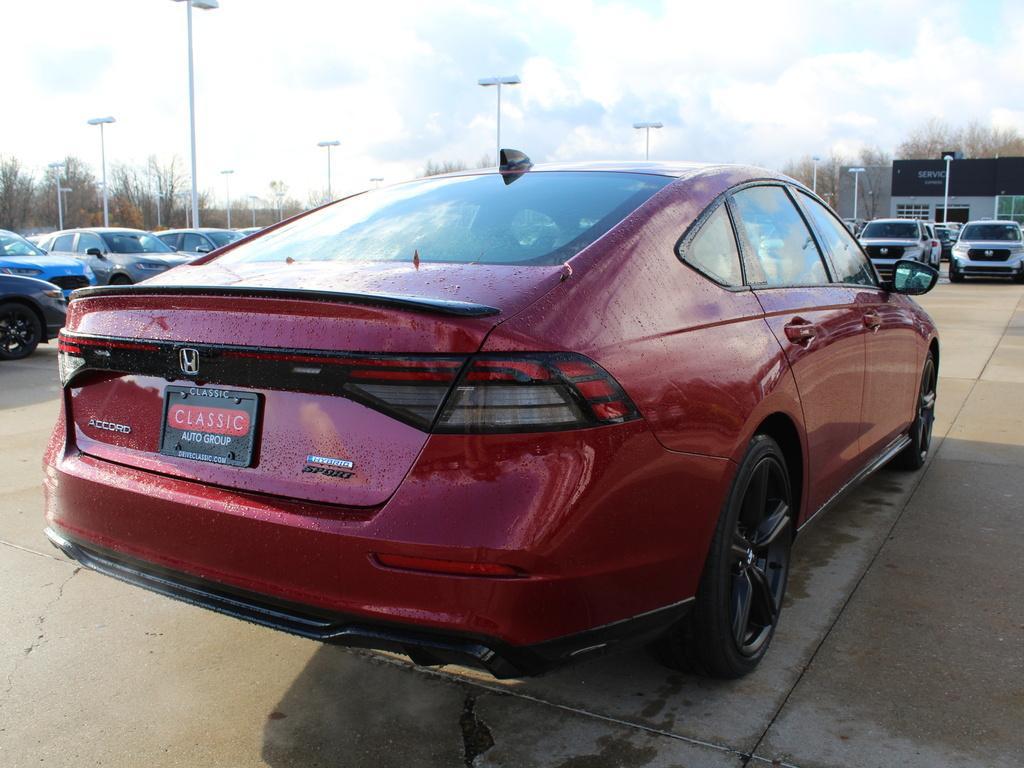 new 2025 Honda Accord Hybrid car, priced at $35,216