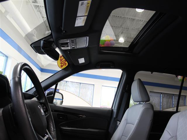 used 2022 Honda Passport car, priced at $26,250