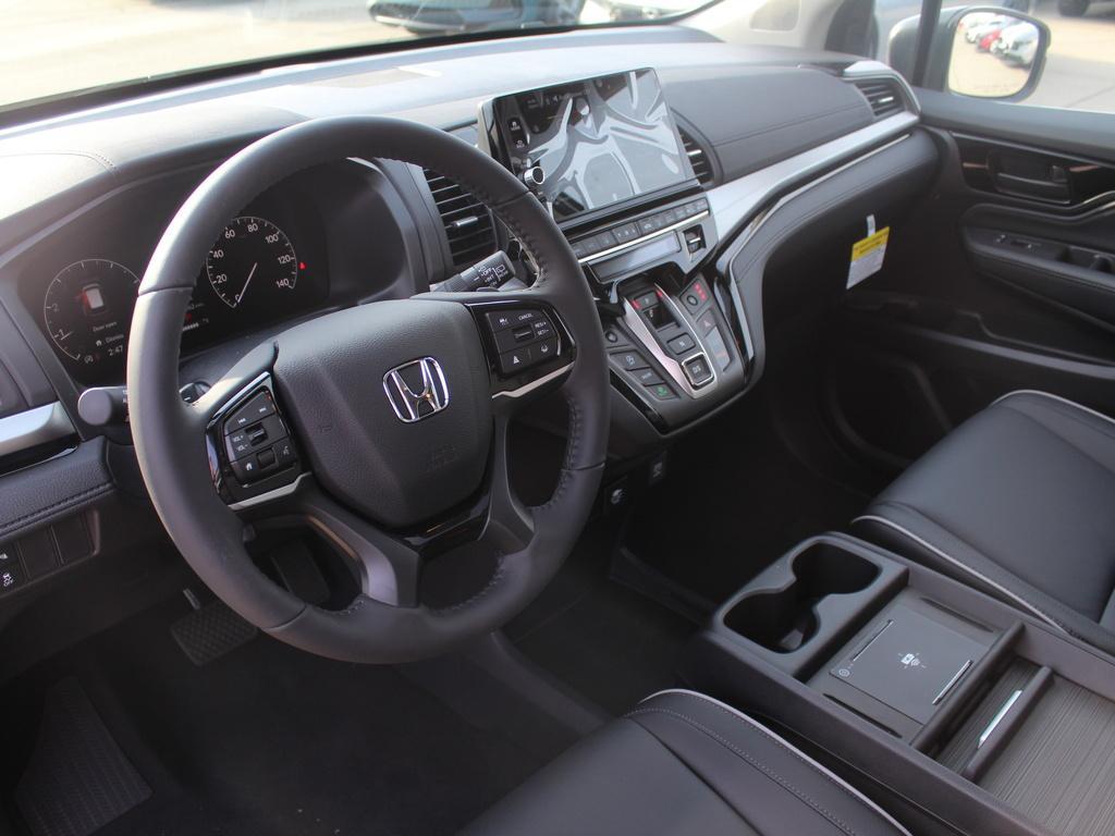 new 2026 Honda Odyssey car, priced at $48,990