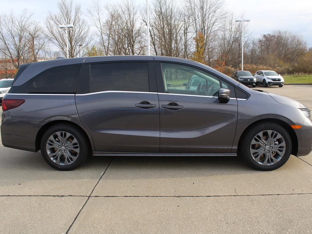 new 2026 Honda Odyssey car, priced at $48,990