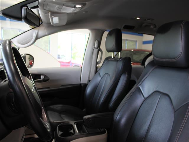 used 2020 Chrysler Pacifica car, priced at $18,250