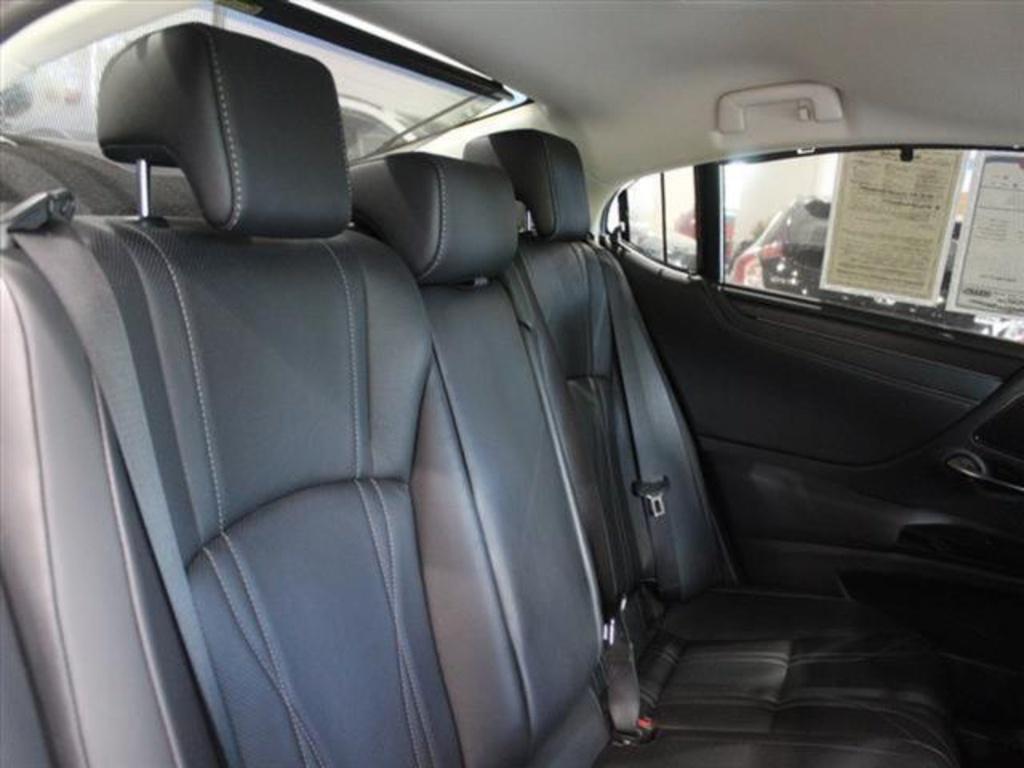 used 2024 Lexus ES 300h car, priced at $37,750