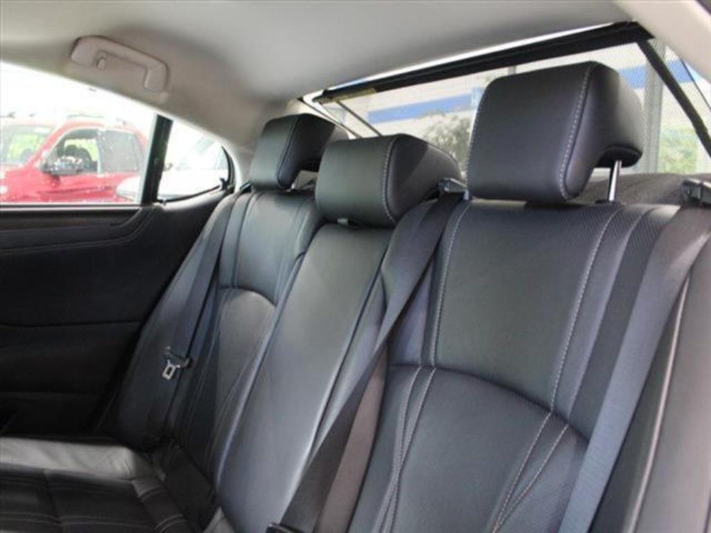 used 2024 Lexus ES 300h car, priced at $37,750