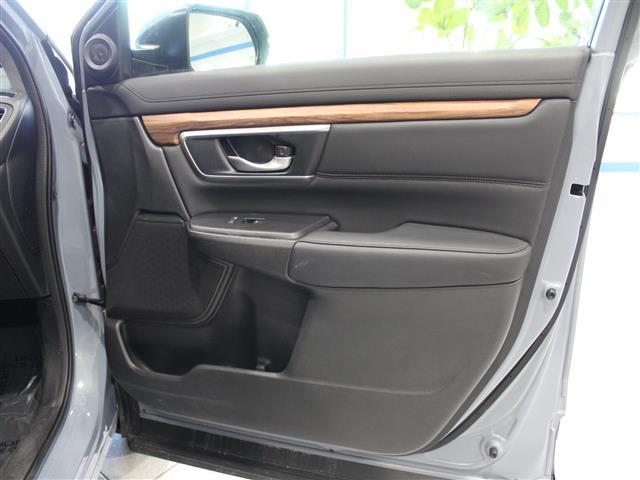 used 2022 Honda CR-V Hybrid car, priced at $32,990