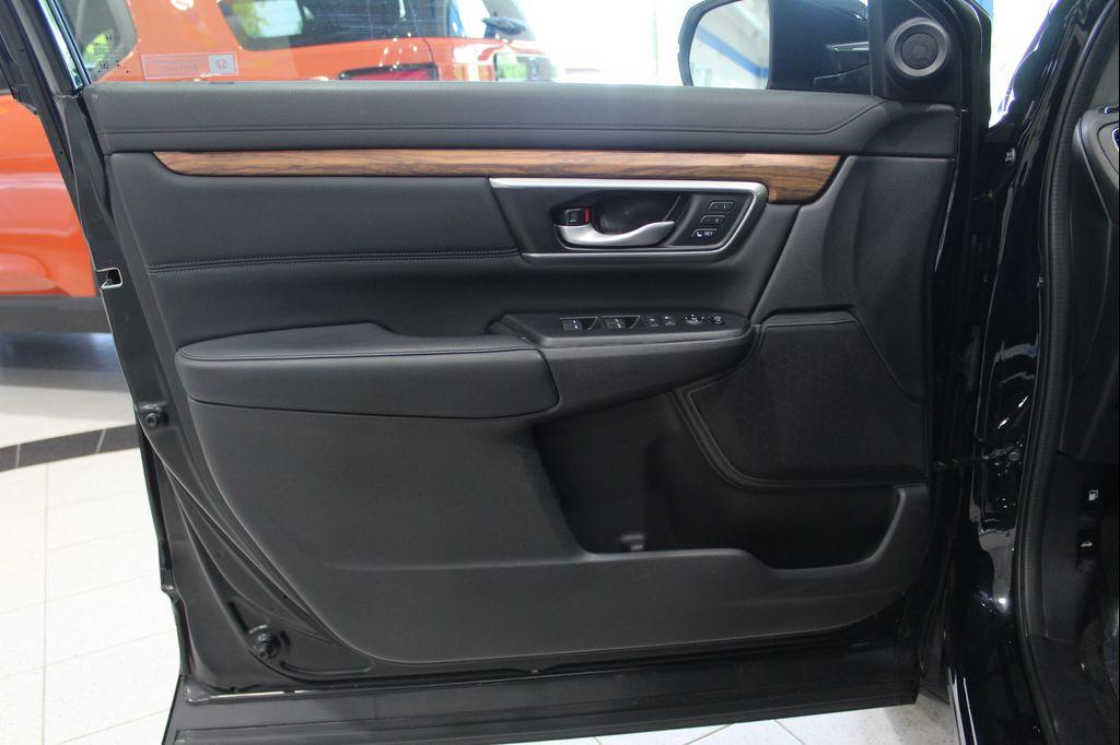 used 2022 Honda CR-V Hybrid car, priced at $28,500