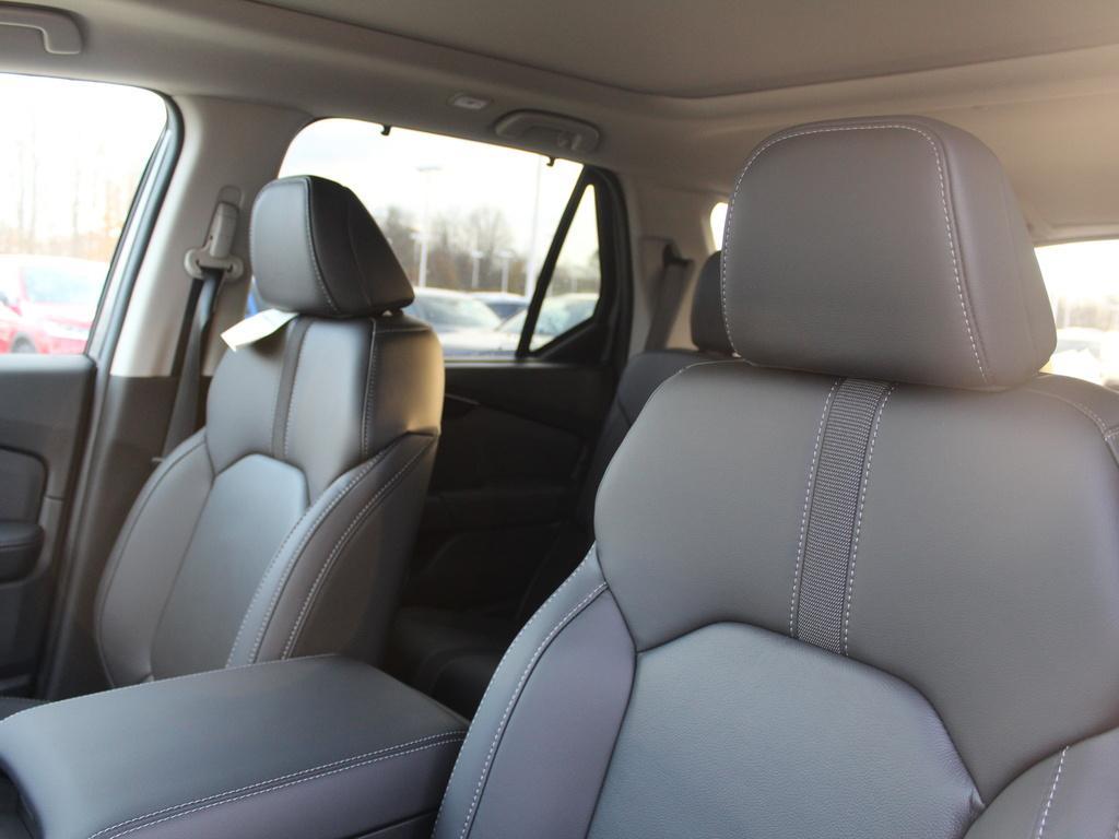 new 2025 Honda Pilot car, priced at $47,849