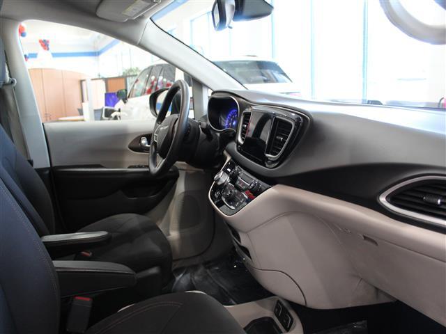 used 2017 Chrysler Pacifica car, priced at $15,490