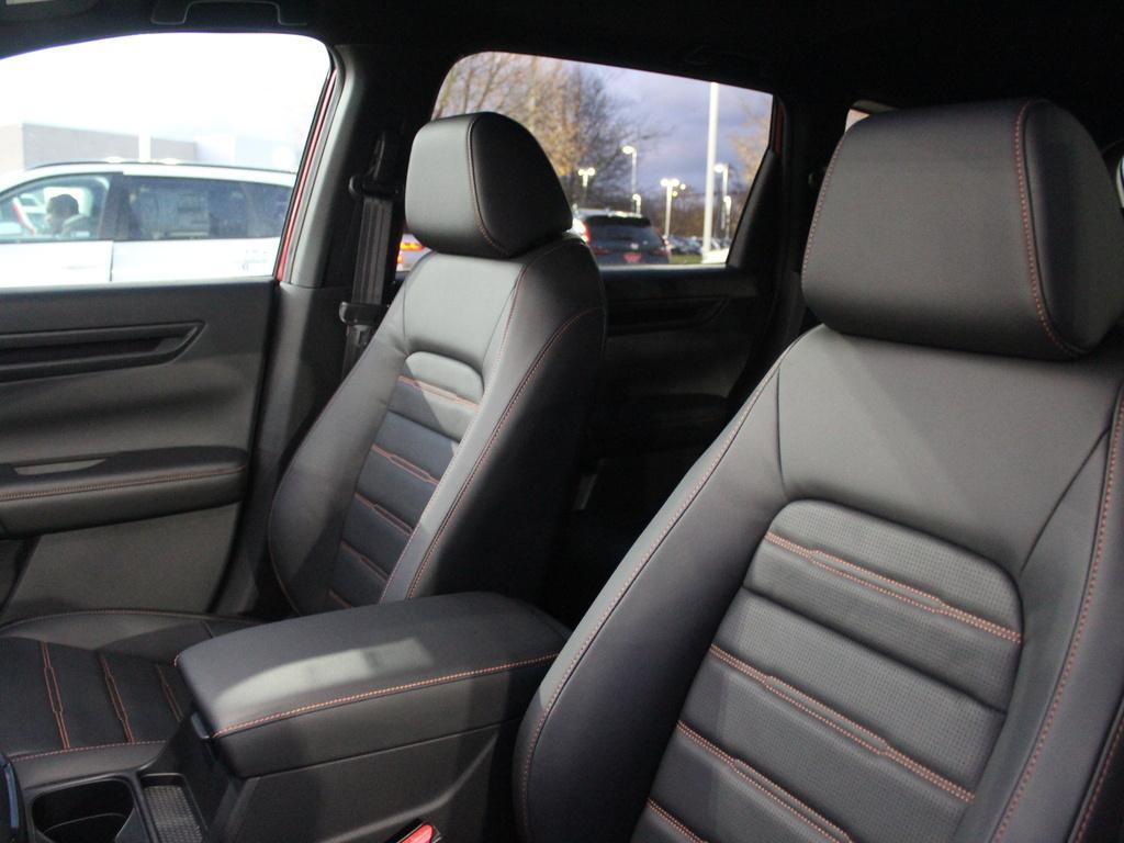 new 2026 Honda CR-V Hybrid car, priced at $40,515