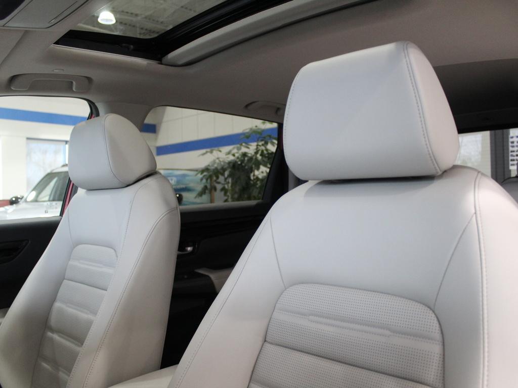 used 2024 Honda CR-V car, priced at $33,000