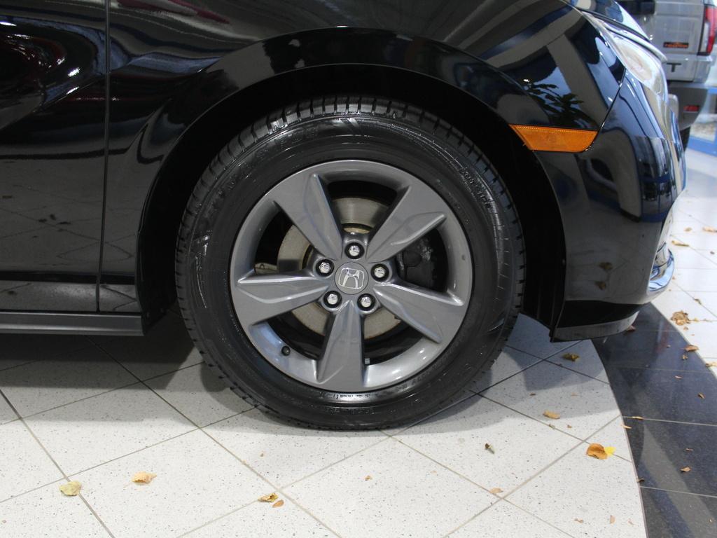 used 2022 Honda Odyssey car, priced at $28,000