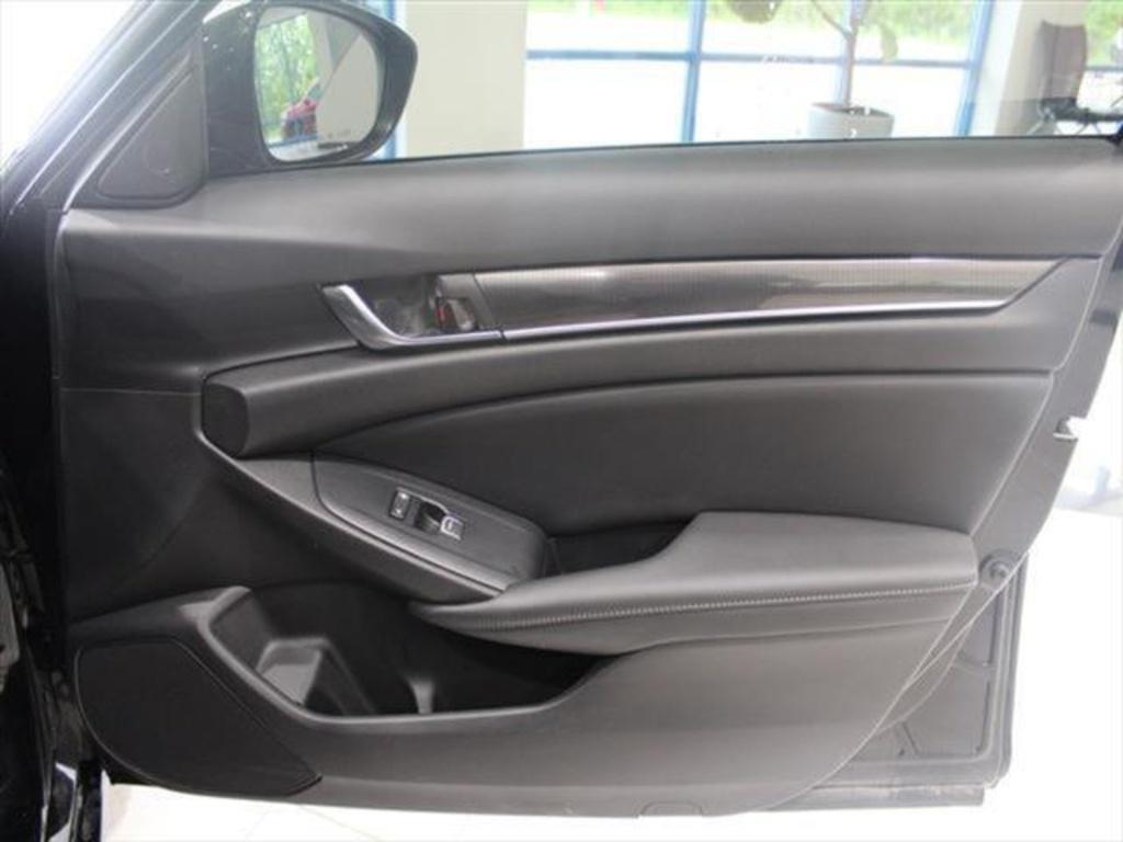 used 2022 Honda Accord Hybrid car, priced at $25,250