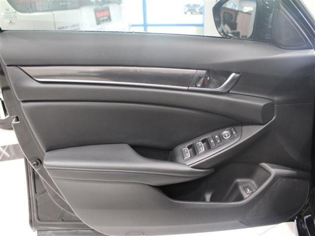 used 2022 Honda Accord Hybrid car, priced at $25,250