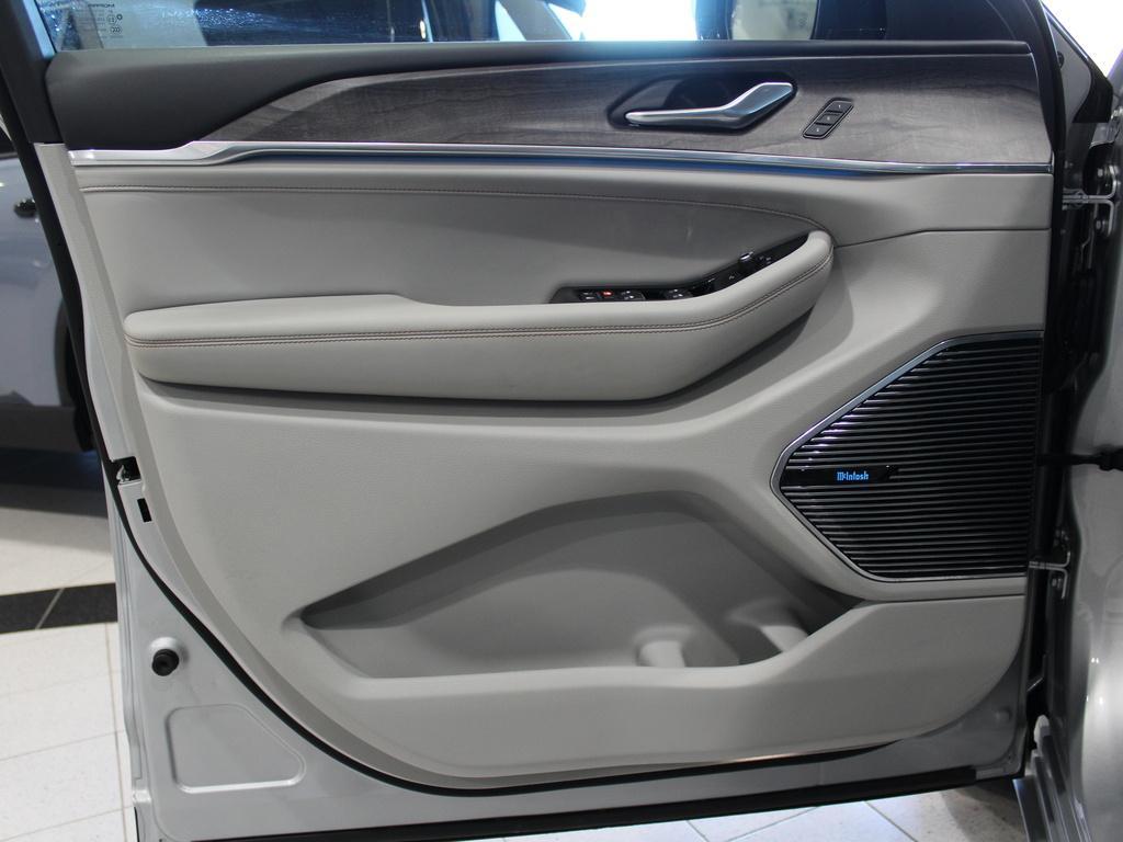 used 2021 Jeep Grand Cherokee L car, priced at $34,000