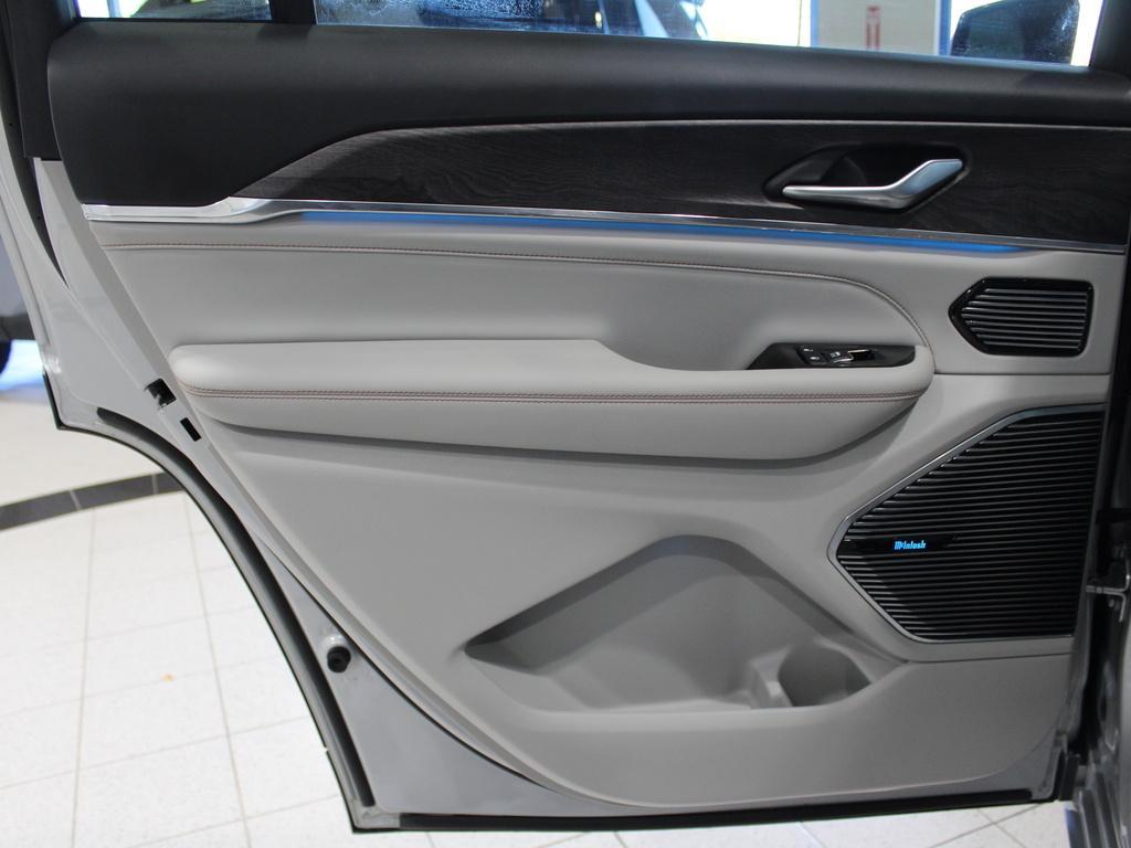 used 2021 Jeep Grand Cherokee L car, priced at $34,000