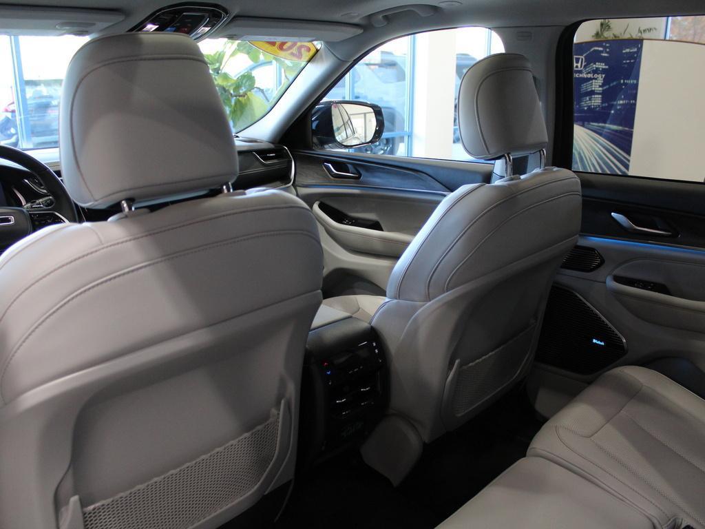 used 2021 Jeep Grand Cherokee L car, priced at $34,000