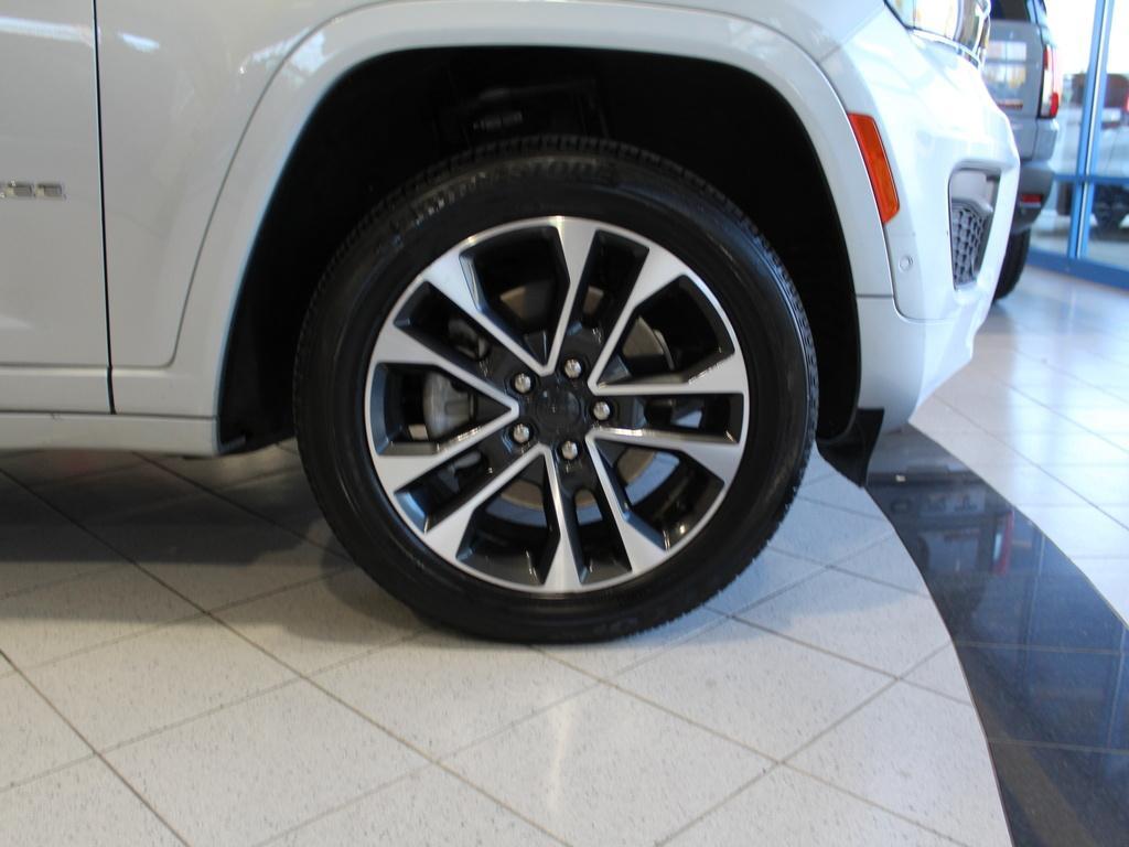 used 2021 Jeep Grand Cherokee L car, priced at $34,000