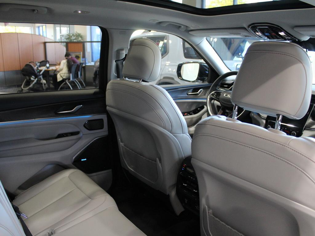 used 2021 Jeep Grand Cherokee L car, priced at $34,000