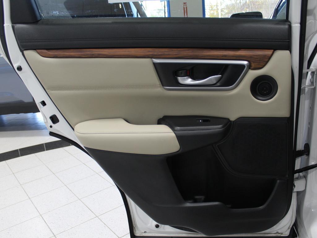 used 2022 Honda CR-V Hybrid car, priced at $31,990