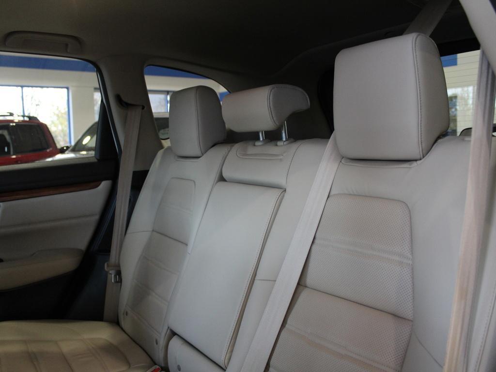 used 2022 Honda CR-V Hybrid car, priced at $31,990