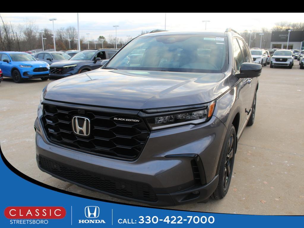 new 2025 Honda Pilot car, priced at $56,075