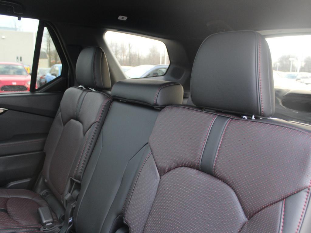 new 2025 Honda Pilot car, priced at $56,075