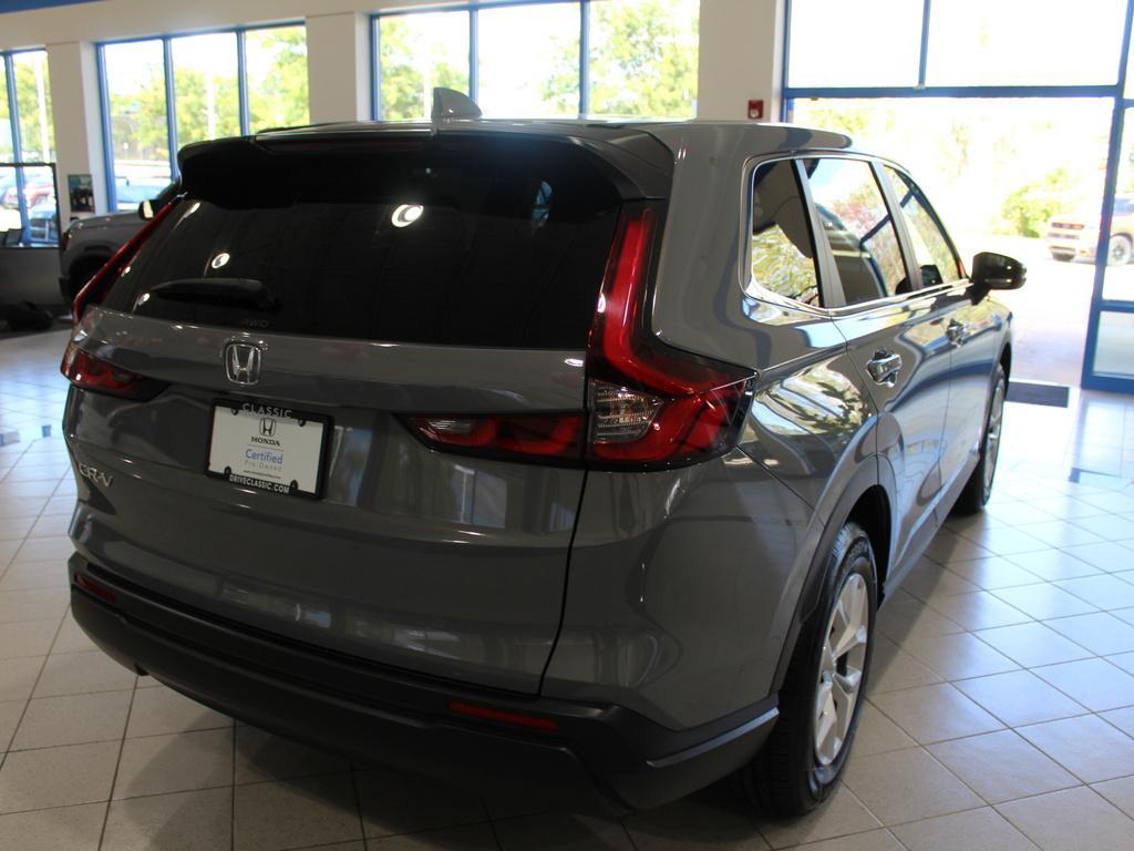 used 2025 Honda CR-V car, priced at $27,750