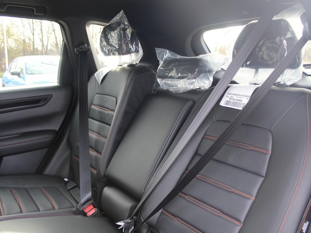 new 2026 Honda CR-V Hybrid car, priced at $40,515