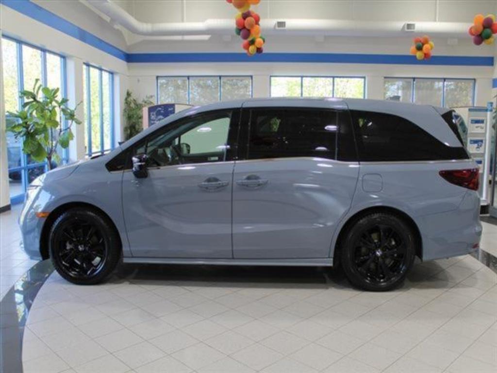 used 2023 Honda Odyssey car, priced at $33,990