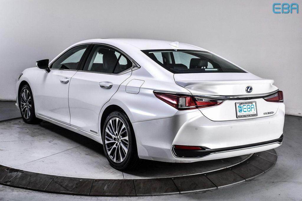 used 2019 Lexus ES 300h car, priced at $33,880