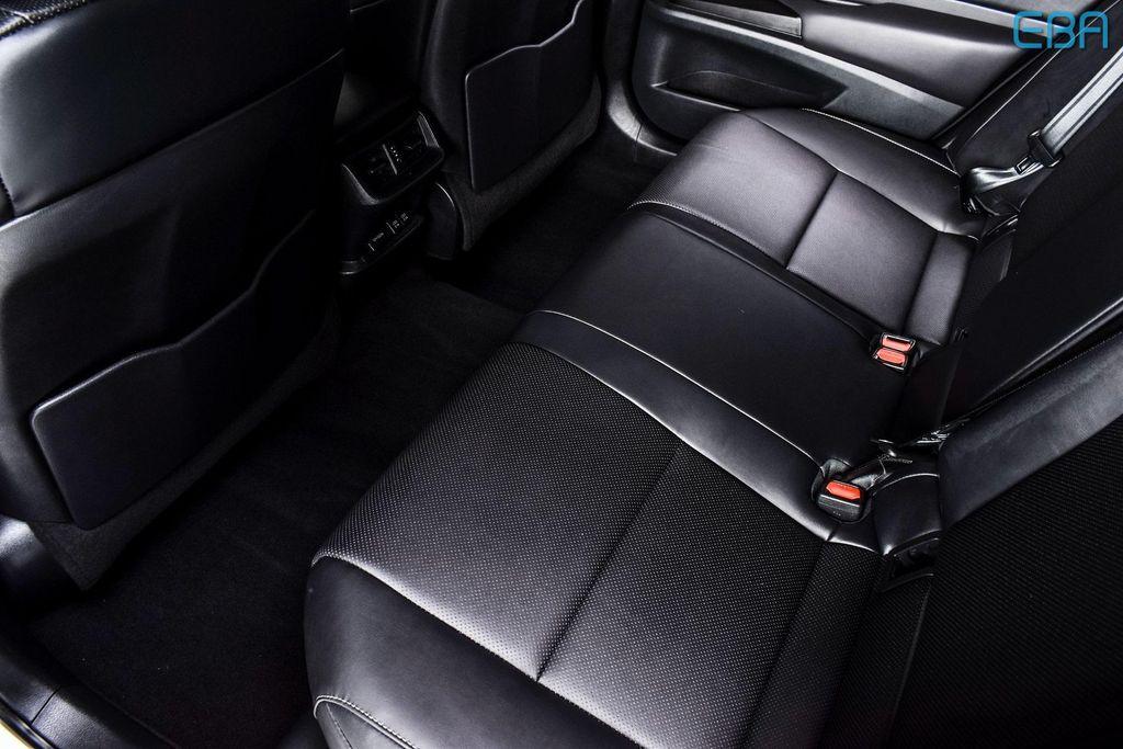 used 2019 Lexus ES 300h car, priced at $33,880