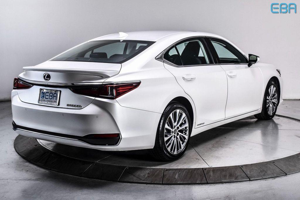 used 2019 Lexus ES 300h car, priced at $33,880