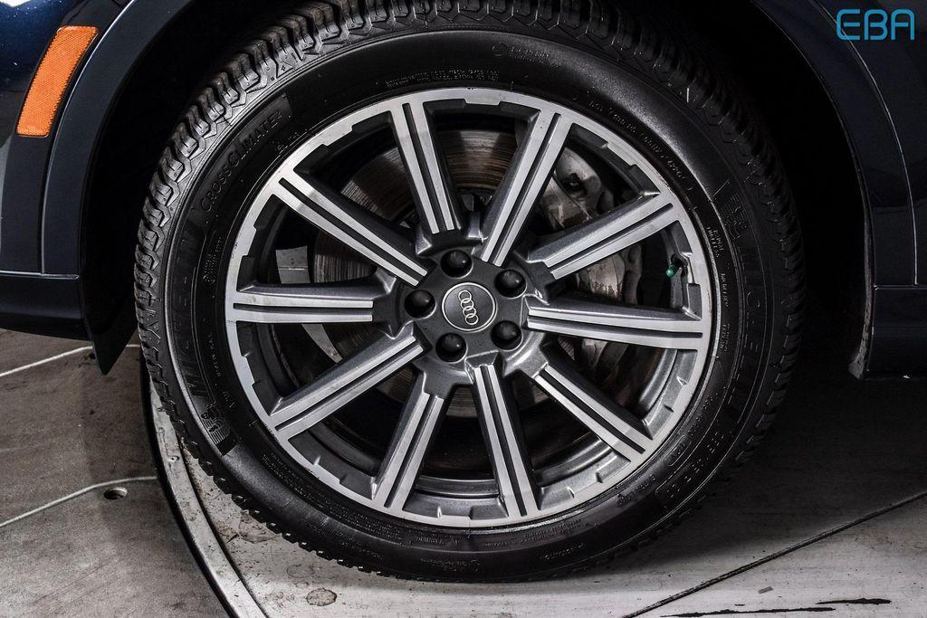 used 2017 Audi Q7 car, priced at $14,980