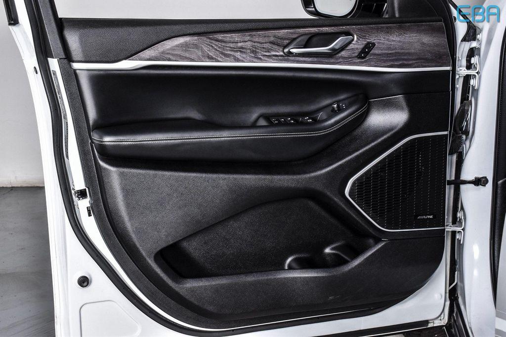 used 2024 Jeep Grand Cherokee L car, priced at $30,980