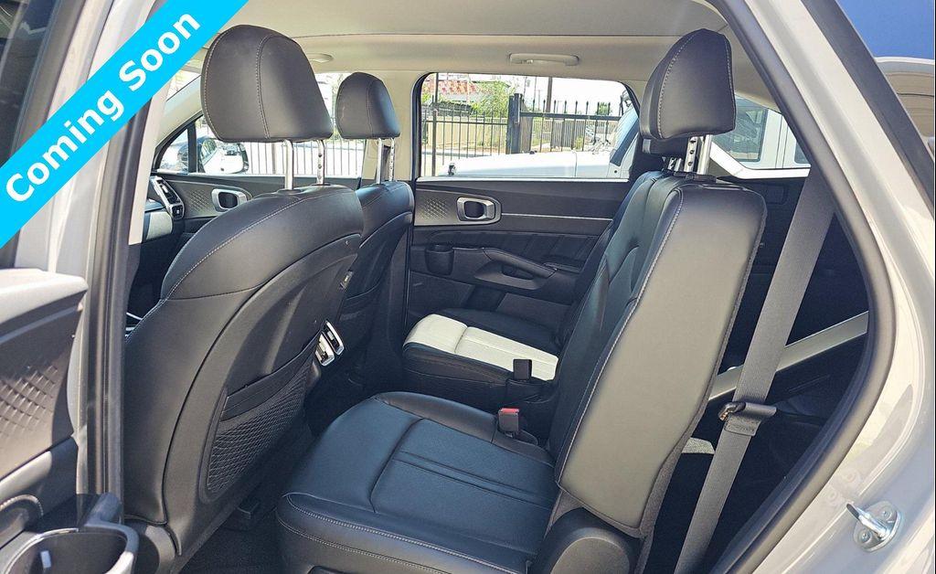 used 2023 Kia Sorento car, priced at $33,880
