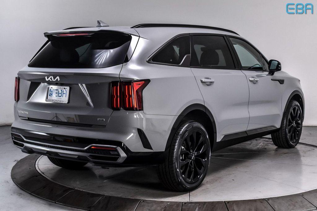 used 2023 Kia Sorento car, priced at $31,880