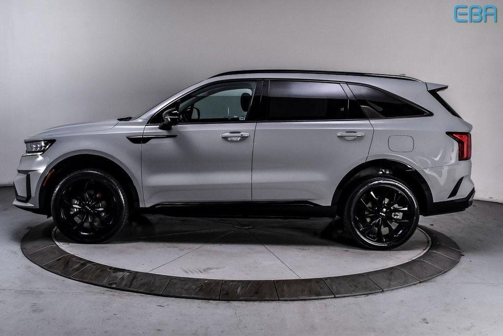 used 2023 Kia Sorento car, priced at $31,880