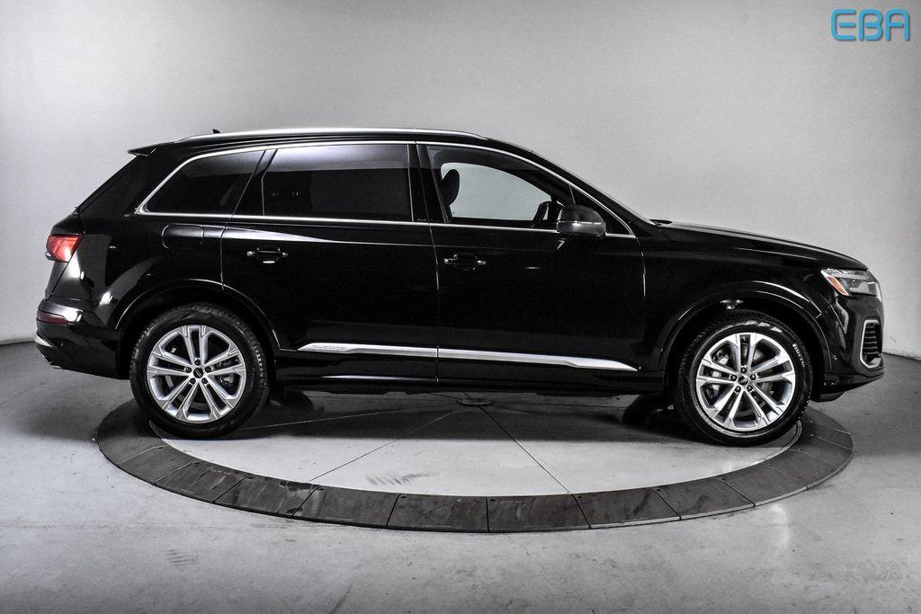 used 2025 Audi Q7 car, priced at $62,880