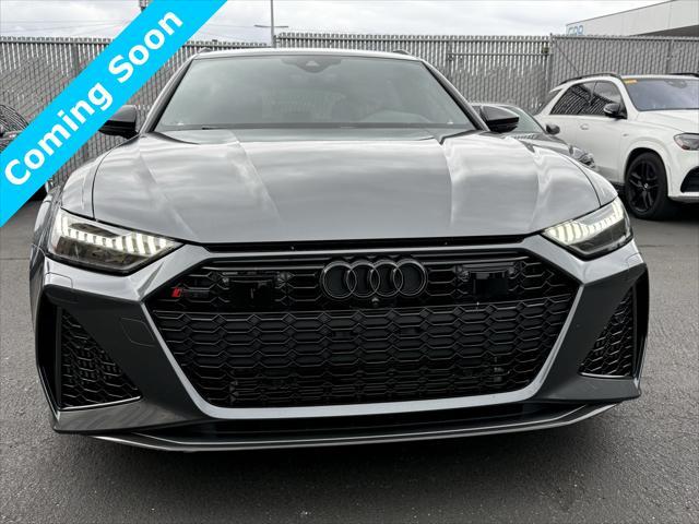 used 2022 Audi RS 6 Avant car, priced at $112,580