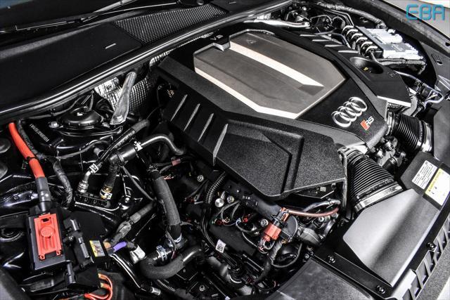 used 2023 Audi RS 6 Avant car, priced at $117,580