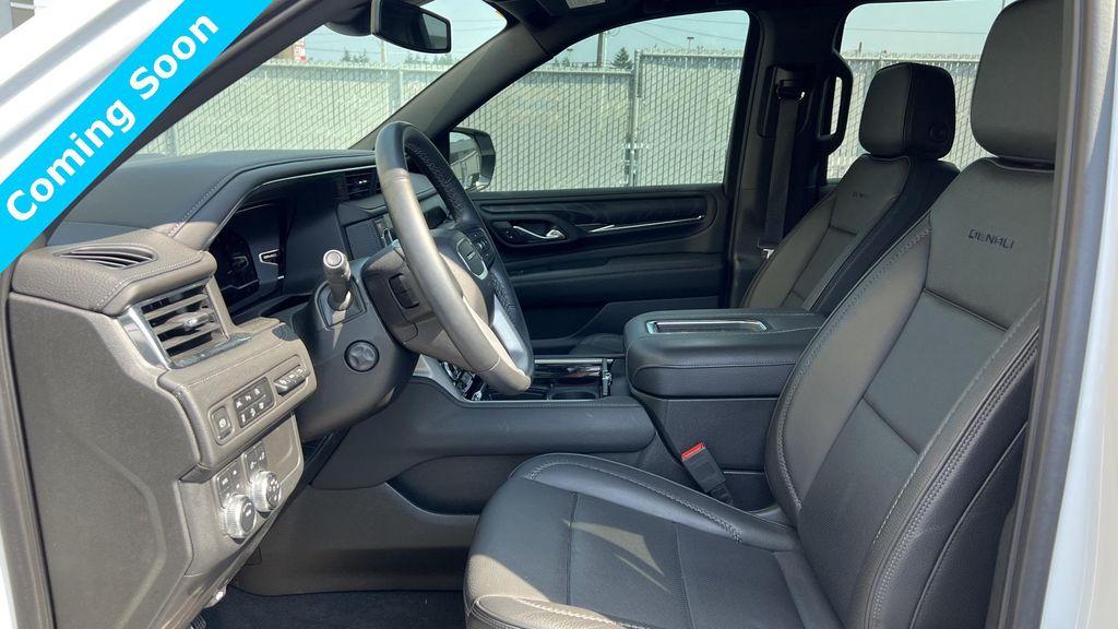 used 2023 GMC Yukon XL car, priced at $69,880