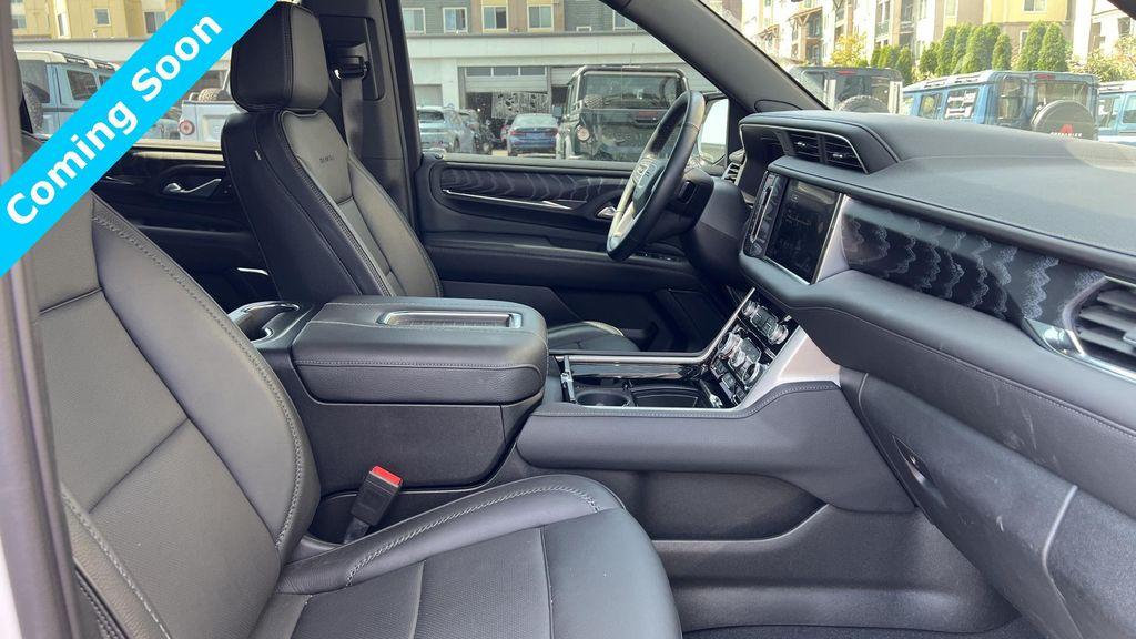 used 2023 GMC Yukon XL car, priced at $69,880
