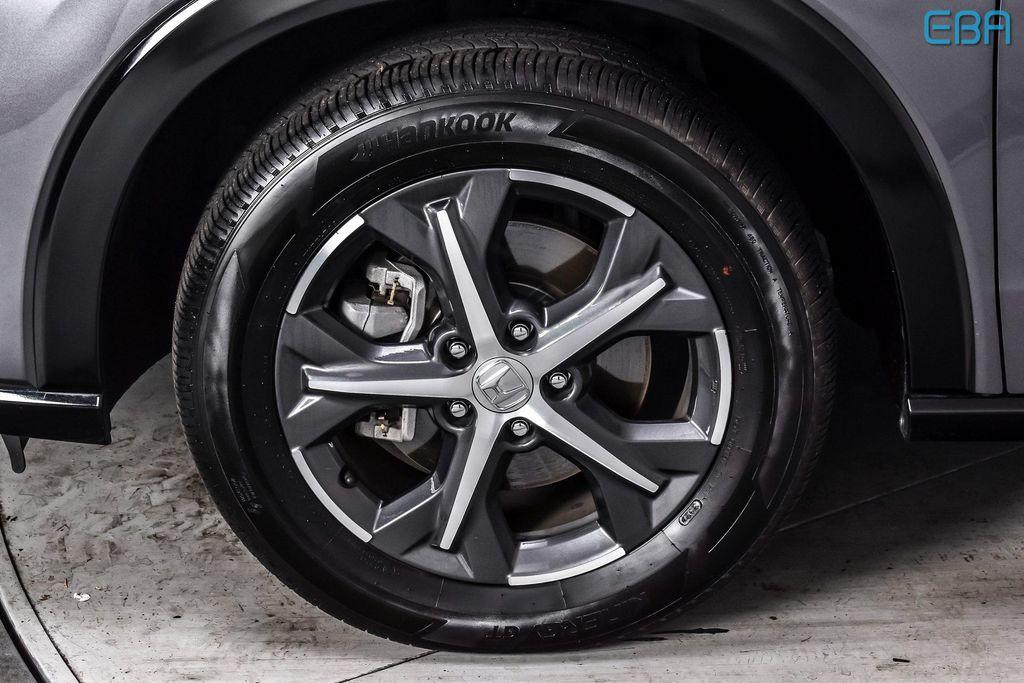 used 2025 Honda HR-V car, priced at $28,980