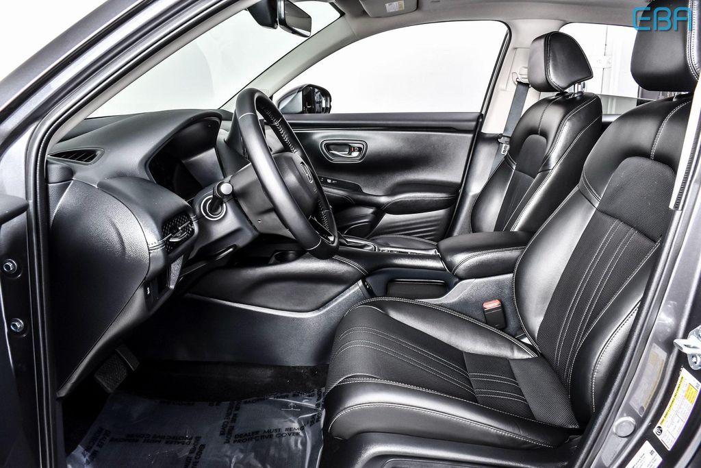 used 2025 Honda HR-V car, priced at $28,980