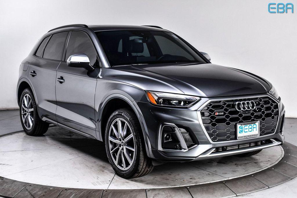 used 2022 Audi SQ5 car, priced at $46,880