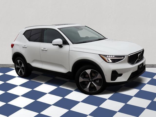 used 2024 Volvo XC40 car, priced at $32,058