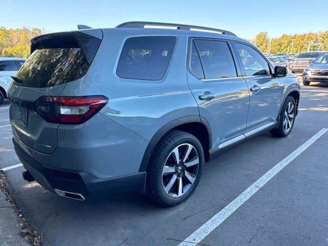 used 2024 Honda Pilot car, priced at $42,856