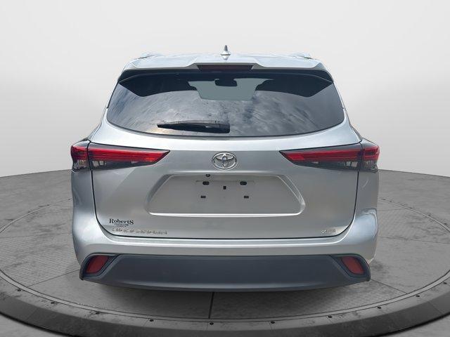 used 2021 Toyota Highlander car, priced at $32,475