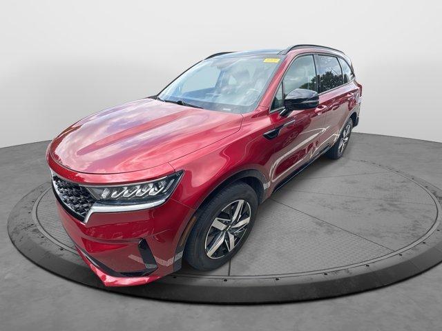 used 2021 Kia Sorento car, priced at $22,142