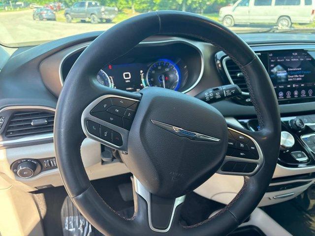 used 2018 Chrysler Pacifica car, priced at $15,631