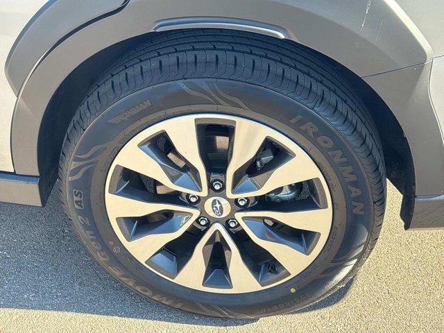 used 2024 Subaru Outback car, priced at $30,421